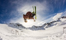 开云体育登录-奥运周期关键战启示录，从AC米兰翻盘到比利时足球的韧性哲学