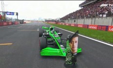 开云体育平台APP-包含索伯车队绝杀雷诺车队，周冠宇高光表现的词条