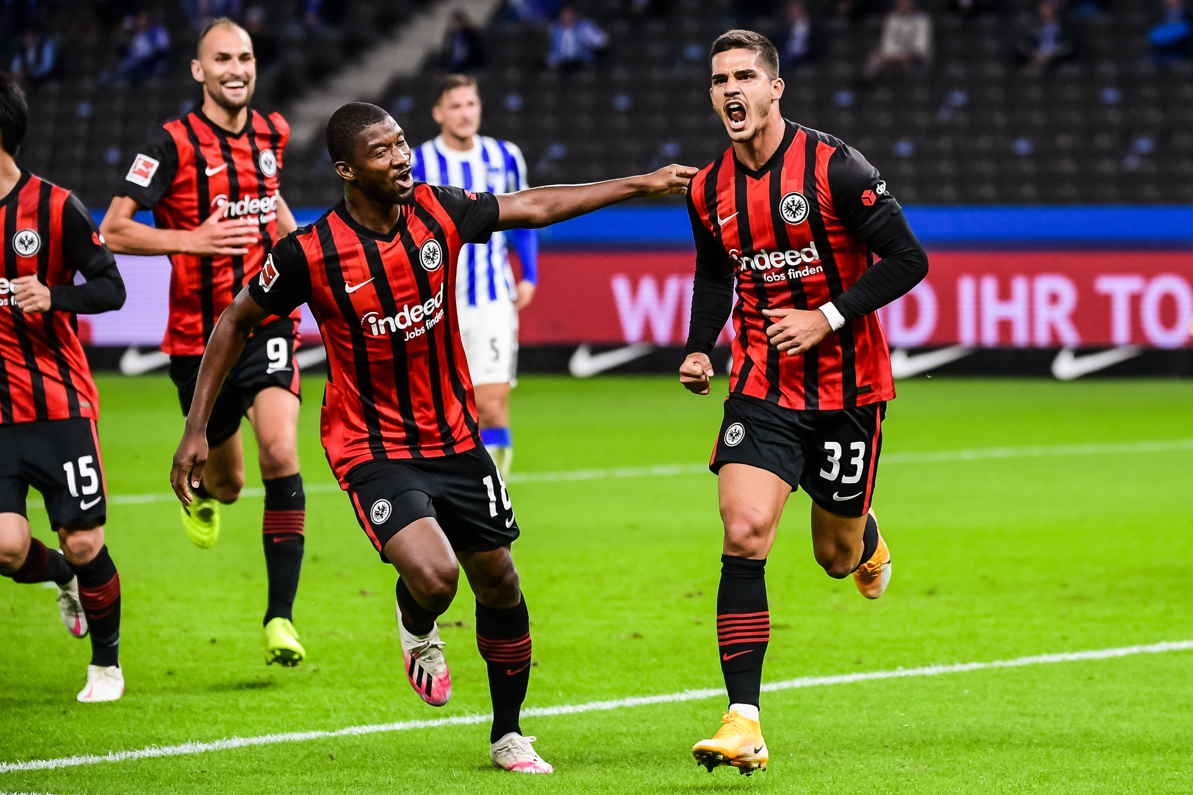 勒沃库森主场取胜,稳固联赛前列位置的简单介绍 勒沃库森主场取胜,稳固联赛前列位置的简单介绍