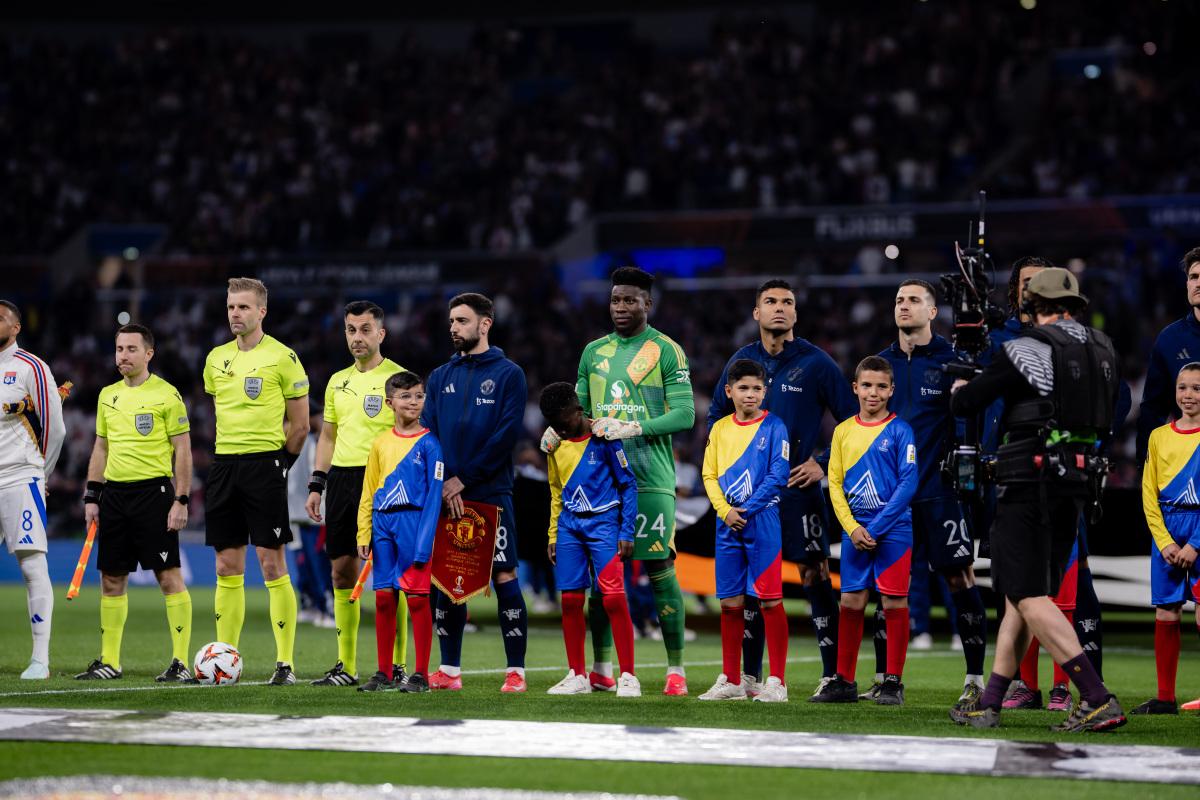 包含佛罗伦萨奥地利胜塞维进亚,备战士气高涨的词条 包含佛罗伦萨奥地利胜塞维进亚,备战士气高涨的词条