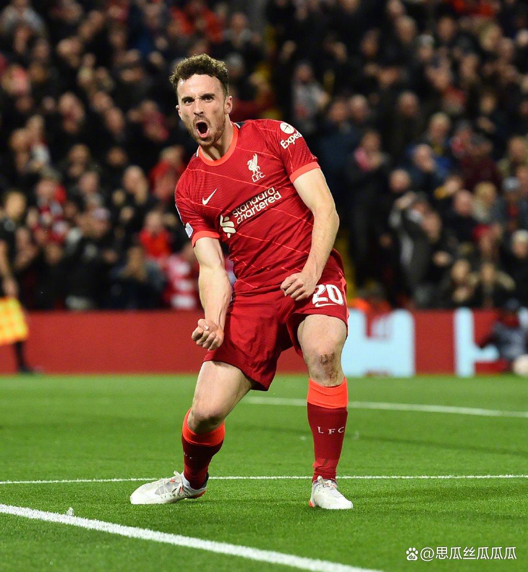 包含利物浦前锋势不可挡,领军征战各项比赛的词条 包含利物浦前锋势不可挡,领军征战各项比赛的词条