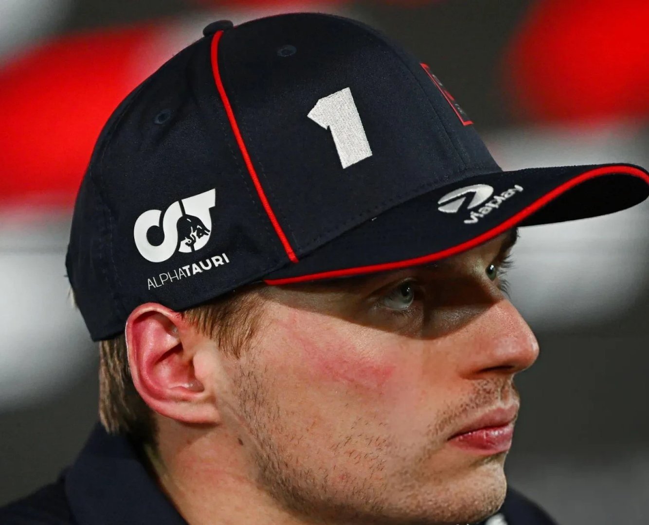 哈斯车队险胜梅赛德斯，维斯塔潘刷新纪录的简单介绍