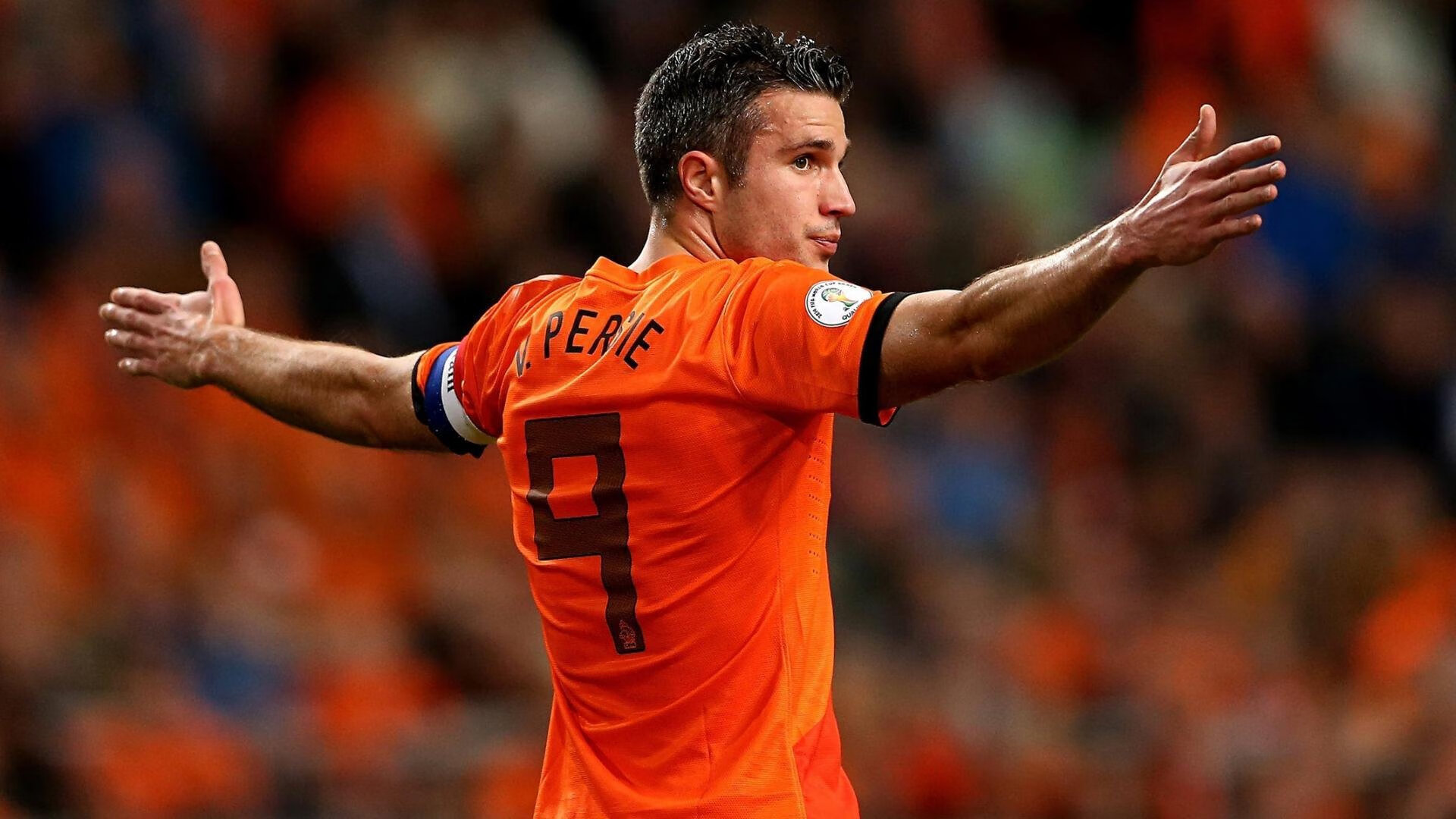 鏖战桑巴与黑星之间,阿克在巴西对阵加纳的焦点战中证明自己的价值